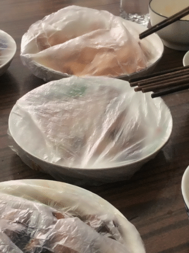 Dongxi Disposable Food-Grade Plastic Wrap Covers – Multi-Functional Bowl and Plate Lids for Leftovers, Perfect for Household Fridge Storage.(Pack of 2) photo review